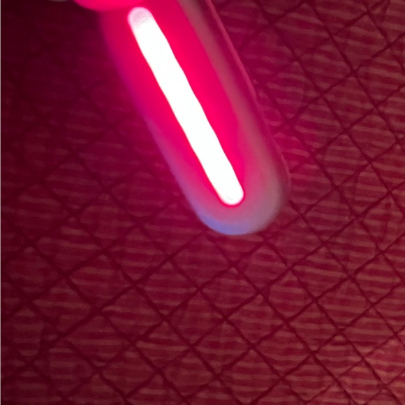 {Solawave} opened with Package Solawave Wand Pink - Picture 3 of 7